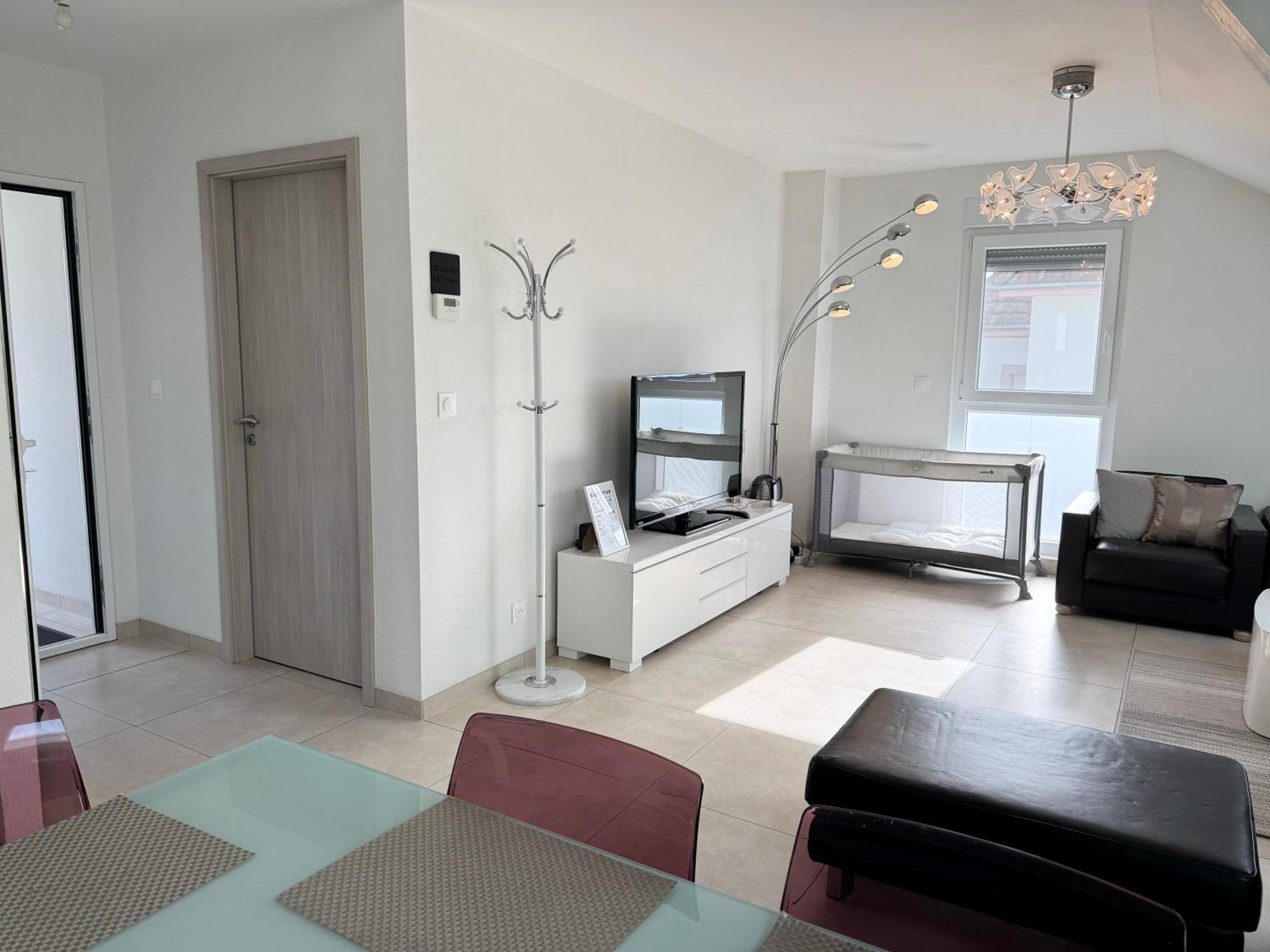 Appartement Bes,, Attique Neuf Avec Confort ヴィッテンハイム エクステリア 写真